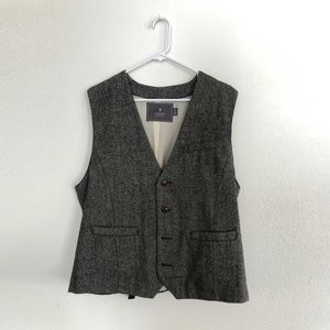 Men’s XL Tweed Vest. From Urban Outfitters!